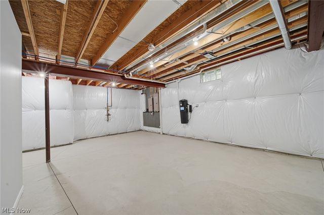 8872 Scotsbury Glen Street NW, Massillon, OH 44646