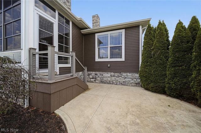 8872 Scotsbury Glen Street NW, Massillon, OH 44646