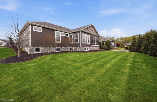 8872 Scotsbury Glen Street NW, Massillon, OH 44646