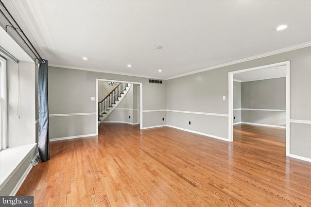 1573 SILO RD, Yardley, PA 19067