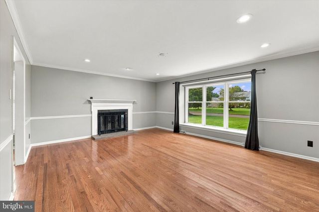 1573 SILO RD, Yardley, PA 19067