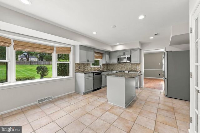 1573 SILO RD, Yardley, PA 19067