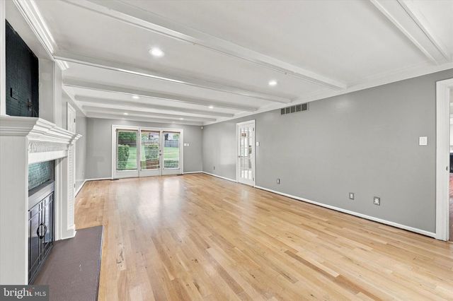 1573 SILO RD, Yardley, PA 19067