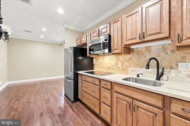 1573 SILO RD, Yardley, PA 19067