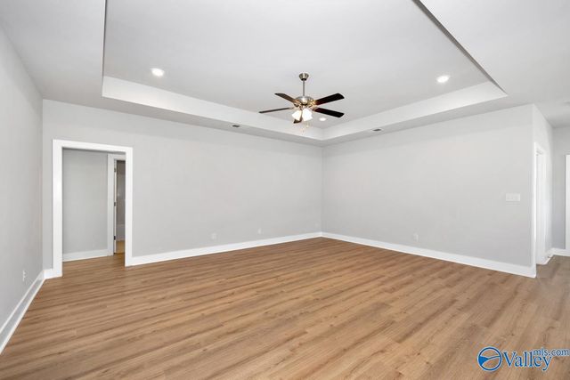 9522 Hampton Oak Drive SE, Owens Cross Roads, AL 35763