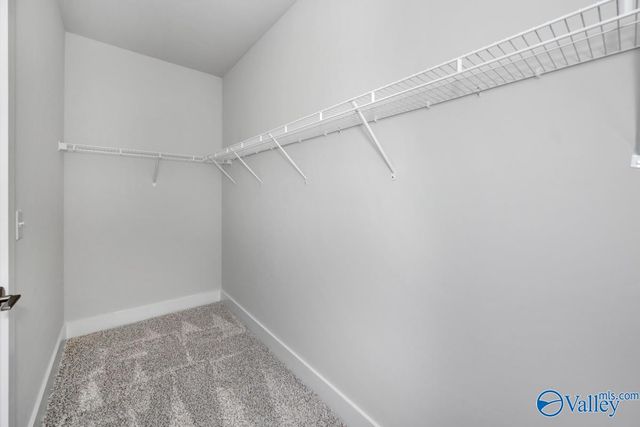 9522 Hampton Oak Drive SE, Owens Cross Roads, AL 35763