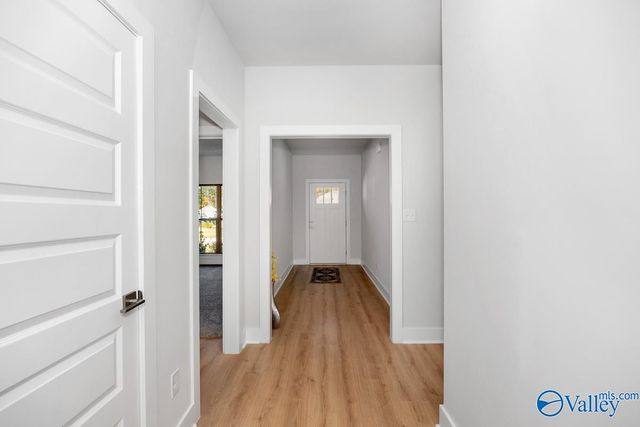 9522 Hampton Oak Drive SE, Owens Cross Roads, AL 35763