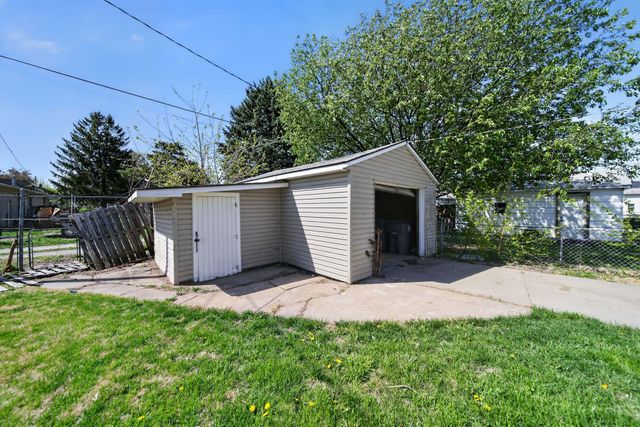 3405 3RD Avenue, Council Bluffs, IA 51501