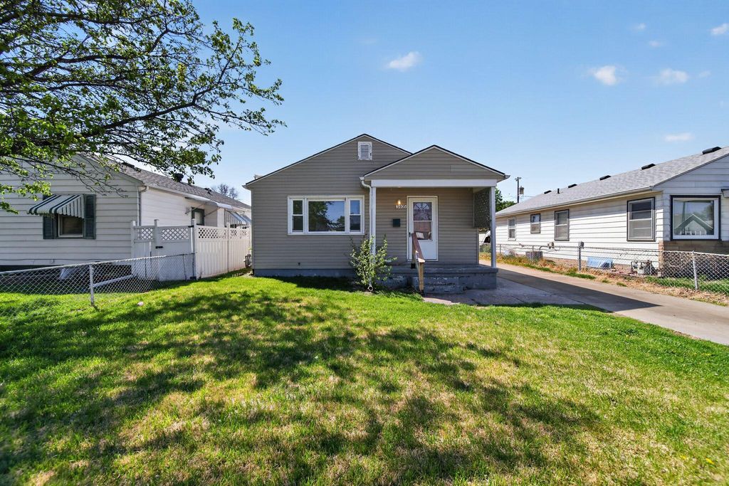 3405 3RD Avenue, Council Bluffs, IA 51501