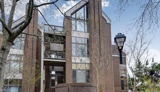 696 Mowbray Arch Apt 540, Norfolk, VA 23507