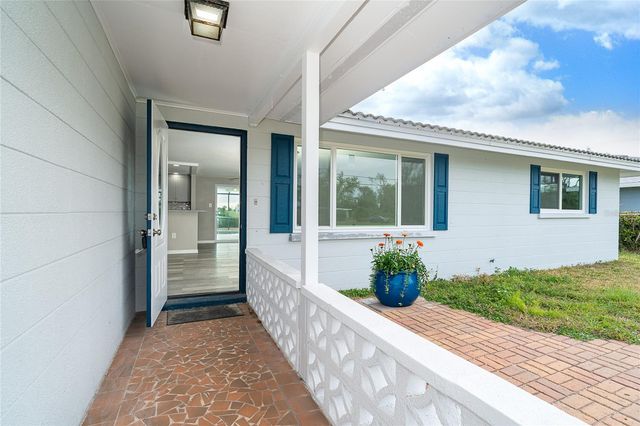 130 CRESTVIEW DRIVE, Englewood, FL 34223