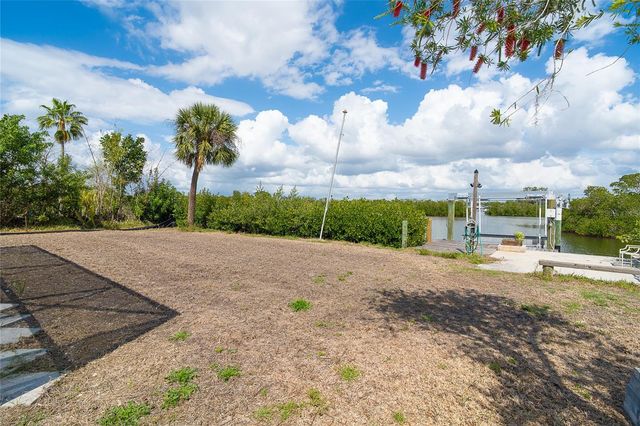 130 CRESTVIEW DRIVE, Englewood, FL 34223