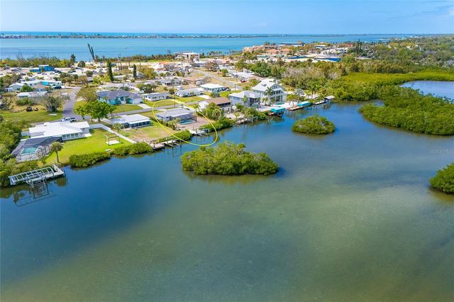 130 CRESTVIEW DRIVE, Englewood, FL 34223