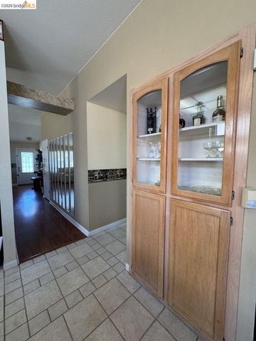 2257 Southwood Dr, Pittsburg, CA 94565