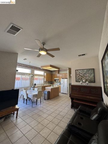 2257 Southwood Dr, Pittsburg, CA 94565