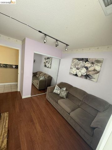 2257 Southwood Dr, Pittsburg, CA 94565