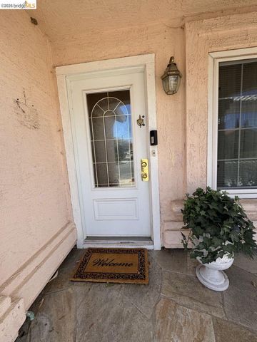 2257 Southwood Dr, Pittsburg, CA 94565