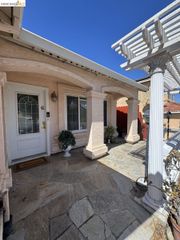 2257 Southwood Dr, Pittsburg, CA 94565