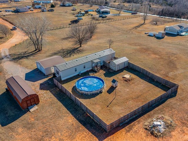 10055 351st St, Blanchard, OK 73010