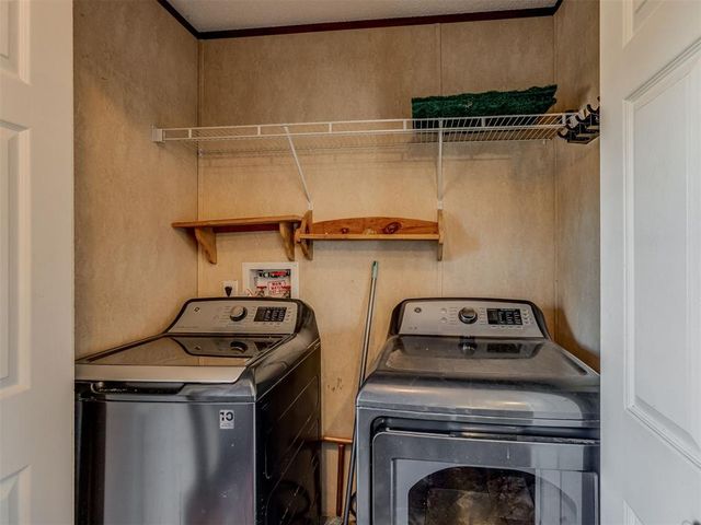 10055 351st St, Blanchard, OK 73010