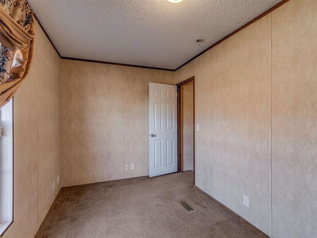 10055 351st St, Blanchard, OK 73010