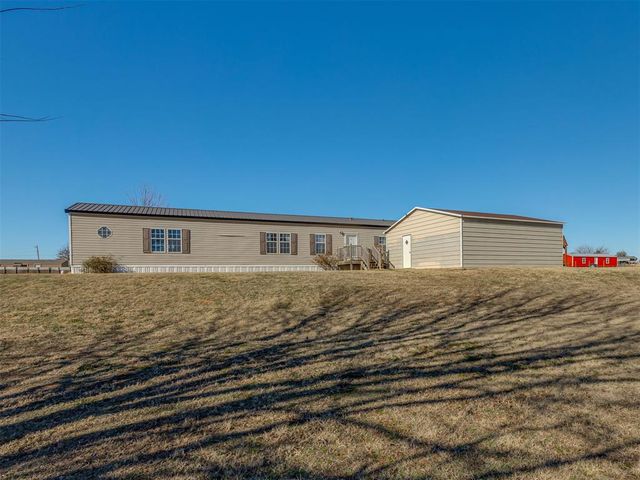 10055 351st St, Blanchard, OK 73010