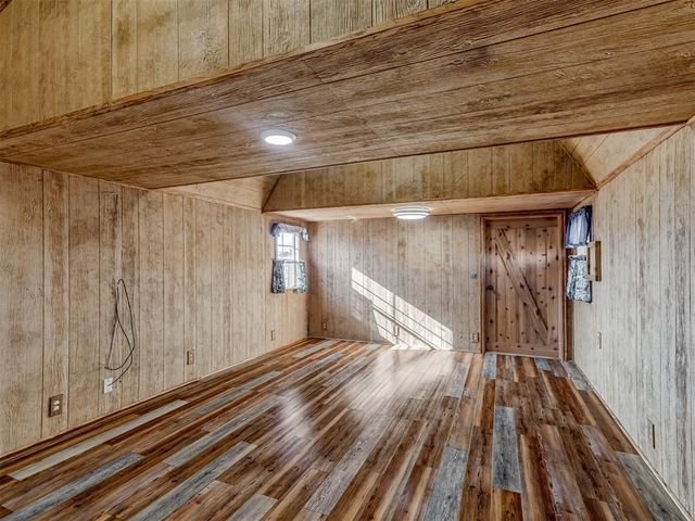 10055 351st St, Blanchard, OK 73010