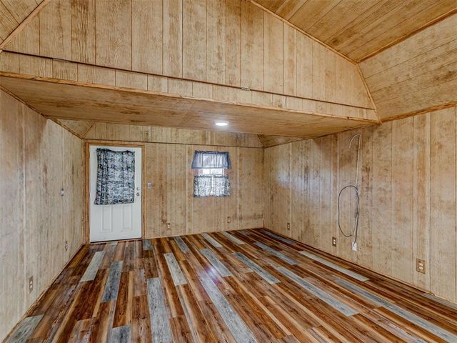 10055 351st St, Blanchard, OK 73010