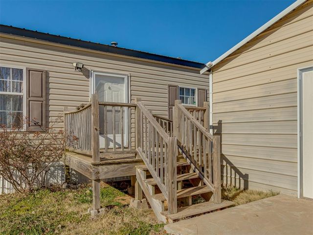 10055 351st St, Blanchard, OK 73010