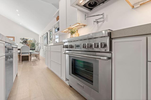 1011 W Cottage Street, Houston, TX 77009