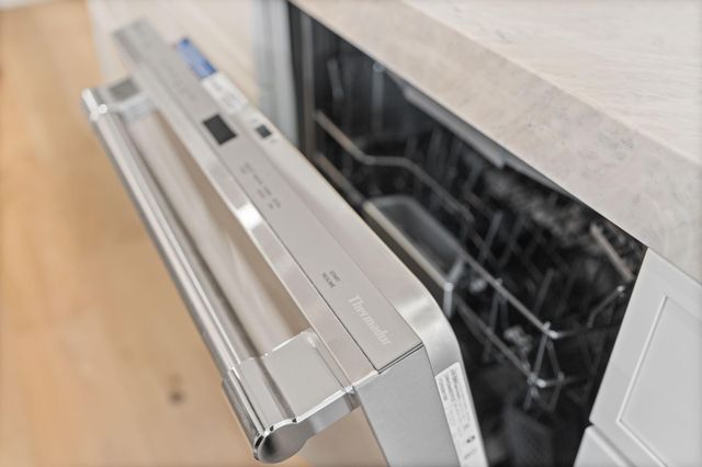 1011 W Cottage Street, Houston, TX 77009