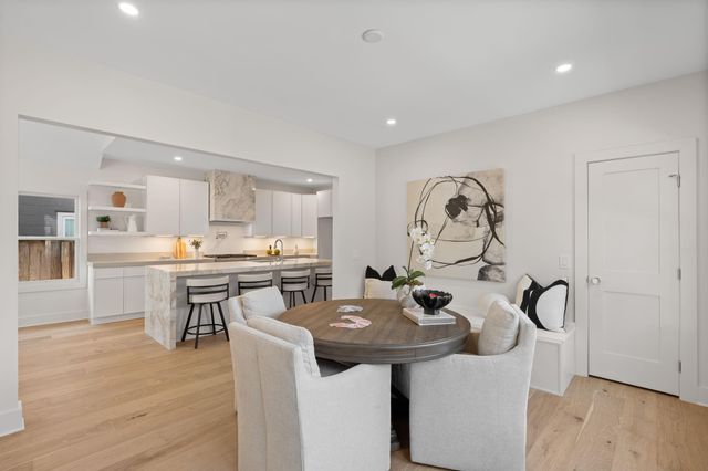 1011 W Cottage Street, Houston, TX 77009