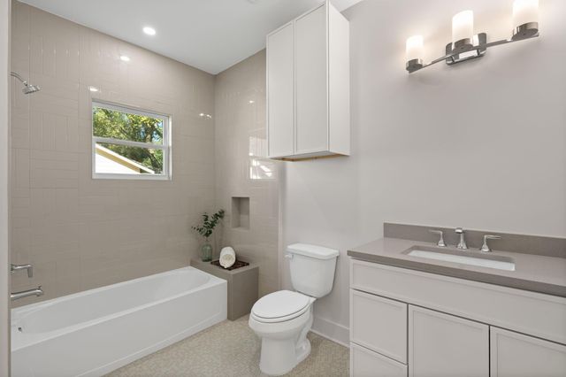 1011 W Cottage Street, Houston, TX 77009