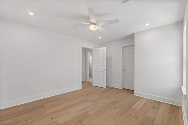 1011 W Cottage Street, Houston, TX 77009