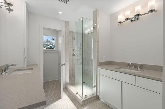 1011 W Cottage Street, Houston, TX 77009