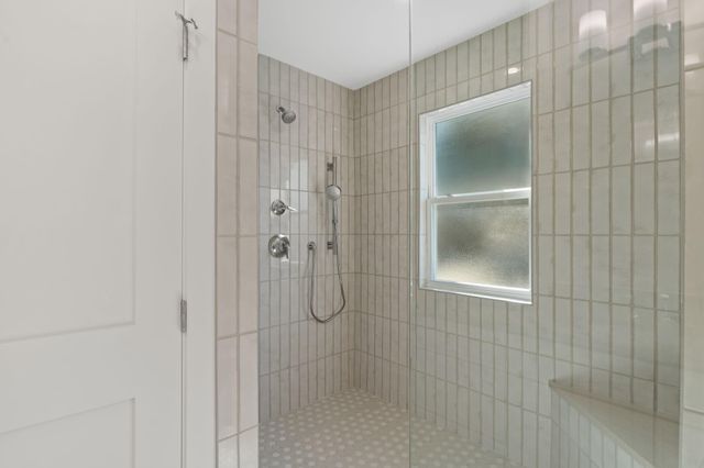 1011 W Cottage Street, Houston, TX 77009