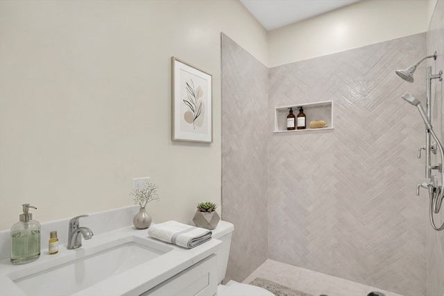 72 Oakland Street 1, Boston, MA 02135