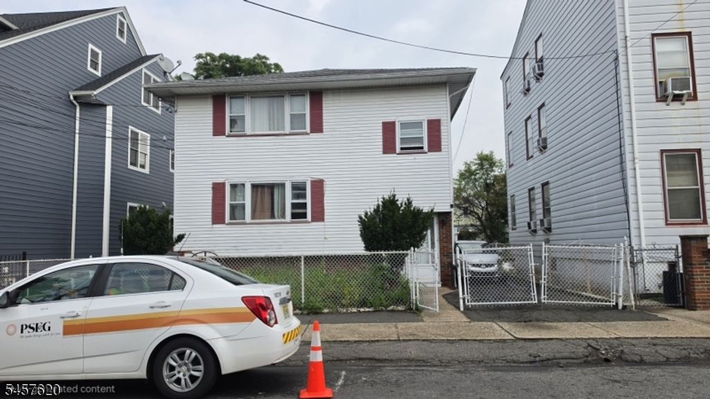 85 E 18Th St, Paterson City, NJ 07524 — exterior