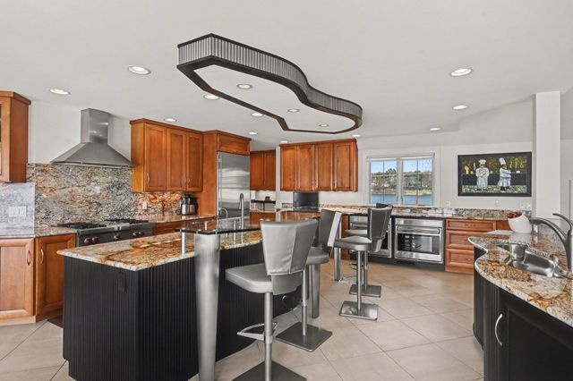 459 Treasure Island Drive, Mattawan, MI 49071