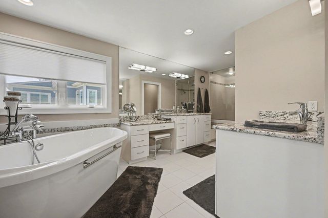 459 Treasure Island Drive, Mattawan, MI 49071