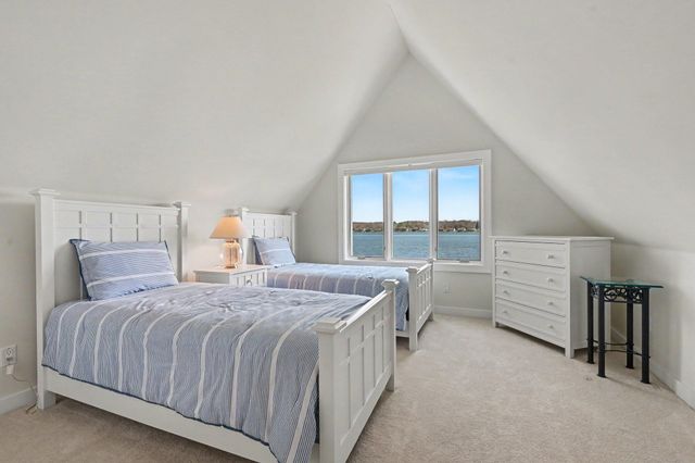 459 Treasure Island Drive, Mattawan, MI 49071