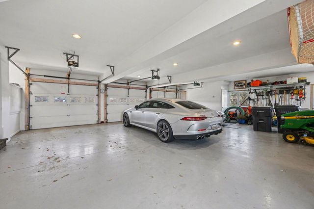 459 Treasure Island Drive, Mattawan, MI 49071