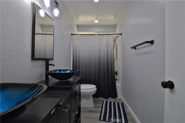 15313 Greenrock Avenue, Lake Los Angeles, CA 93535