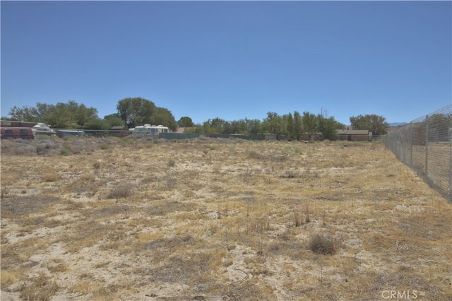 15313 Greenrock Avenue, Lake Los Angeles, CA 93535