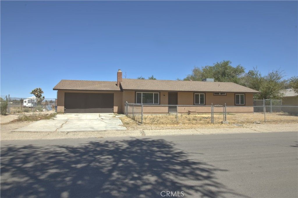 15313 Greenrock Avenue, Lake Los Angeles, CA 93535