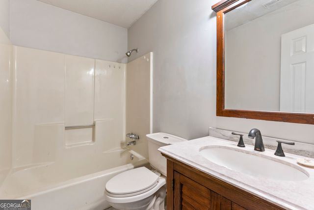 215 Cowan Road, Covington, GA 30016