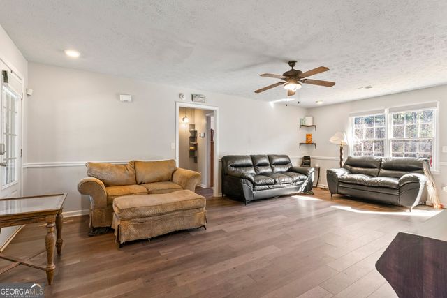 215 Cowan Road, Covington, GA 30016