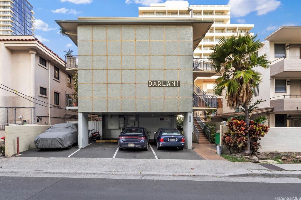 254 Kaiulani Avenue, Honolulu, HI 96815
