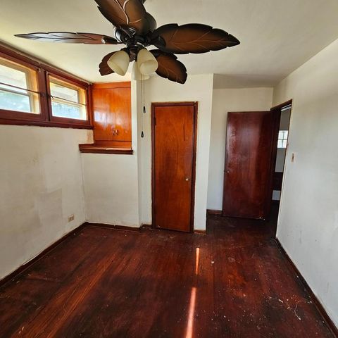 8456 S Damen Avenue, Chicago, IL 60620