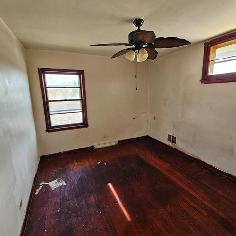 8456 S Damen Avenue, Chicago, IL 60620